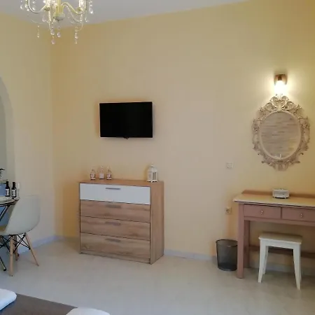 Anelia Apartment