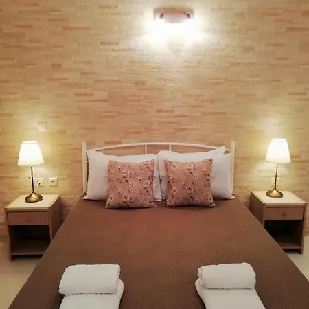 Anelia Apartment *